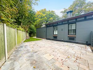 Photo 14- click for photo gallery